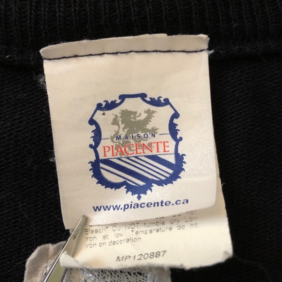 *SOLD* Vintage Patterned Sleeveless Sweater - Picture 6 of 8